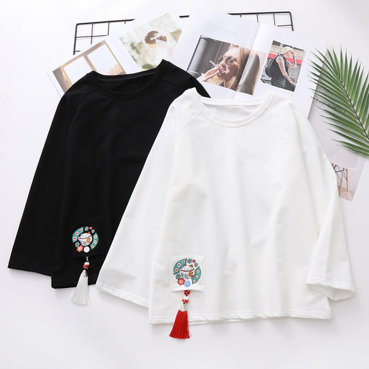 a cute womens cat sweatshirts with cute charms