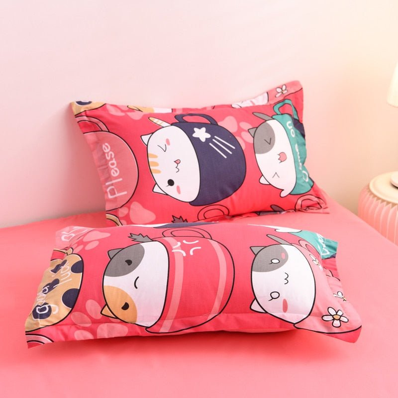 pillowcase for red color cat bed sheets 