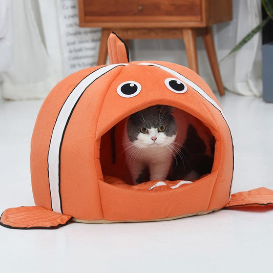 The nemo enclosed cat bed