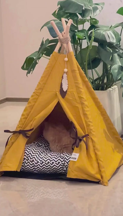 video review of a fancy design cat tent from customer that looks like a luxury teepee