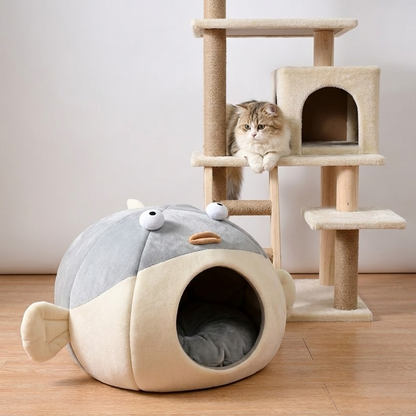 The flappy fish enclosed cat bed