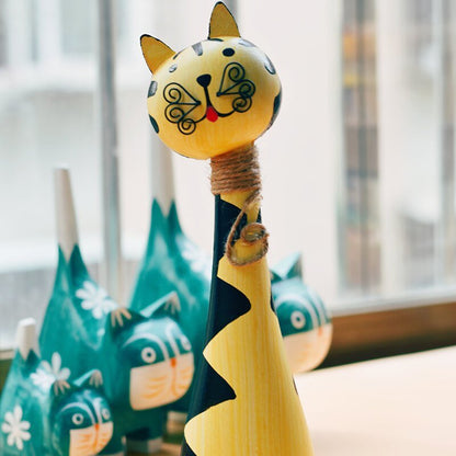 Adorable pair wooden cat figurine home décor