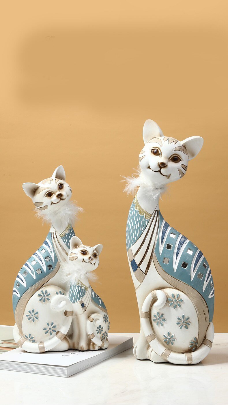 a set of cat figure in modern style, perfecr for home decor