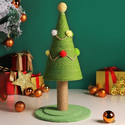 The most beautiful cat scratcher christmas tree
