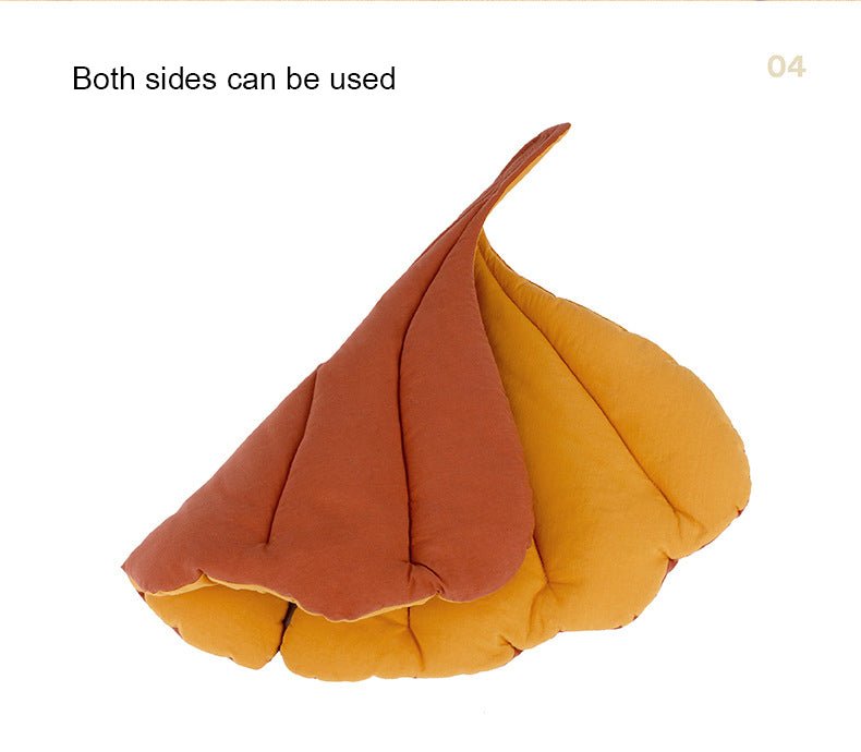 'Breezy Leaf' Two-Sided Cat Bed
