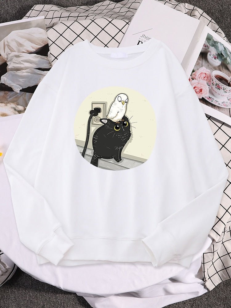 'Cat & Pigeon' Comic Style Cat Sweatshirt