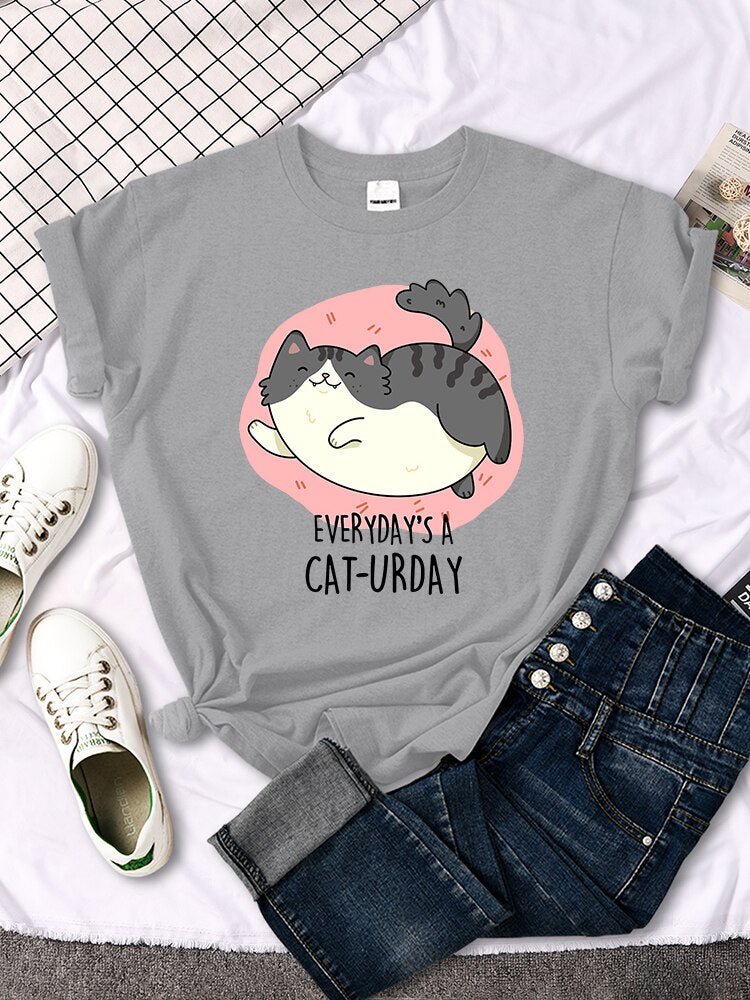 'Everyday is a cat-urday' Chubby Cat T-Shirt