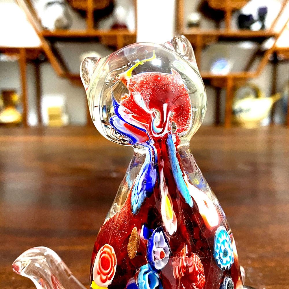 Vibrant and Creative Hand Blown Glass Cat Sculpture for Artistic Decor