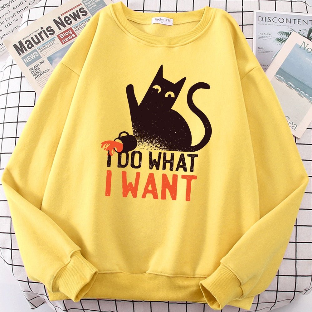 Black Cat Sweater - Sass Up with Our 'I Do What I Want' Cat