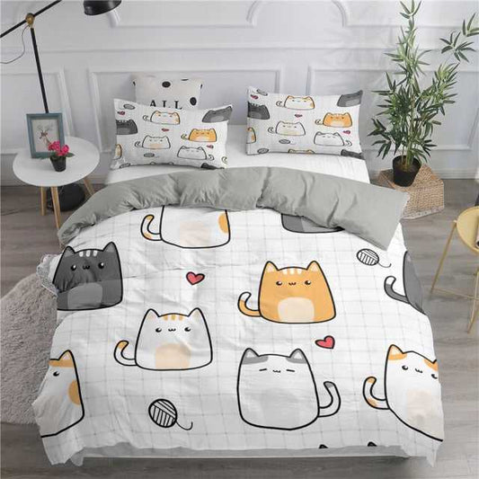 queen size comforter set featuring playful huge cats designs with yarns and hearts that looks adorable and cute