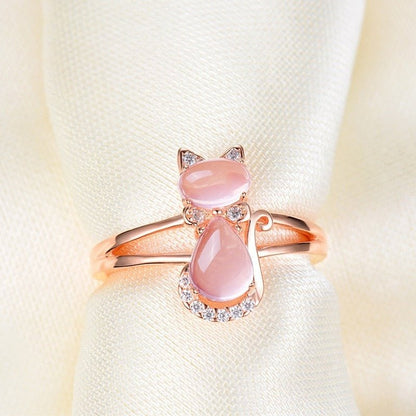 Pink stone lovely cat ring