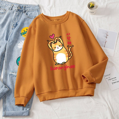 sweatshirts with cats on them showing a heart