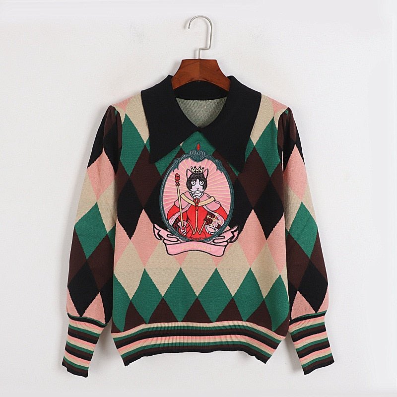 cat embroidered sweatshirt with a king cat picture in green, pink, and brown color